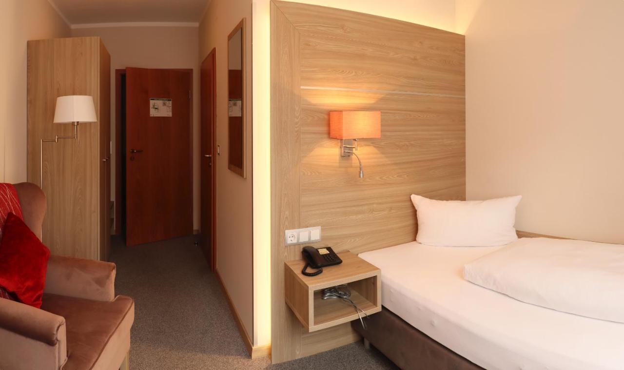 Michels Stern Hotel Марктбрайт Екстериор снимка